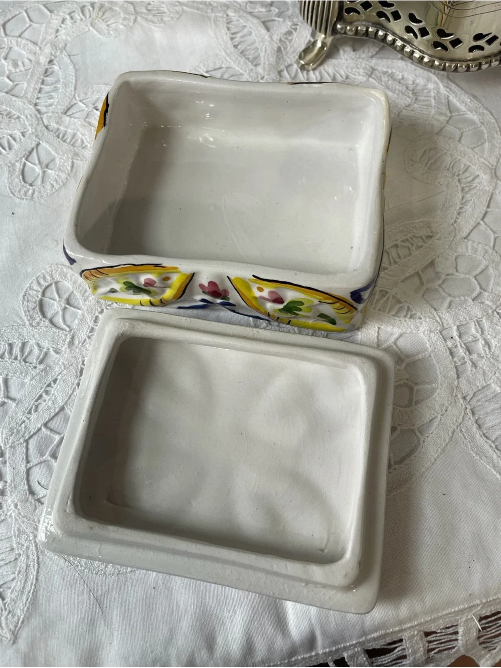 Vintage white & yellow hand-painted ceramic trinket box
